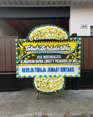 Papan Bunga Duka di Bongo Iii